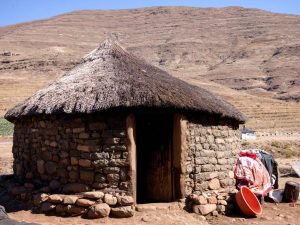 Jeffs-Pics-hut-with-red-basin-Copy-scaled